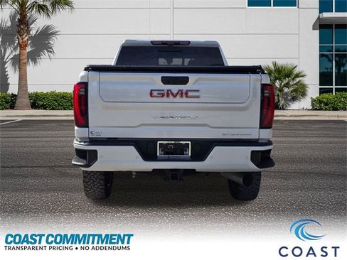 Used 2024 GMC Sierra 2500 Denali w/ Technology Package image 6