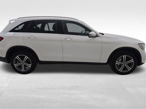 Used 2020 Mercedes-Benz GLC 300 4MATIC image 10