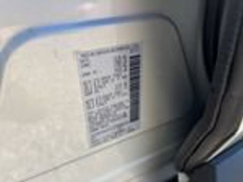 Used 2025 Nissan Pathfinder SV FWD image 31