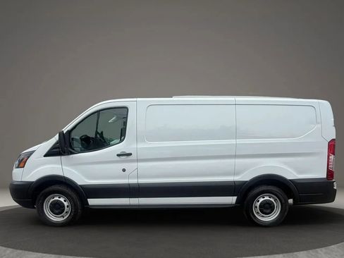 Used 2019 Ford Transit 150 130 Low Roof RWD image 8