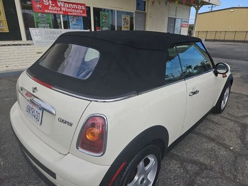 Used 2010 MINI Cooper Convertible image 6