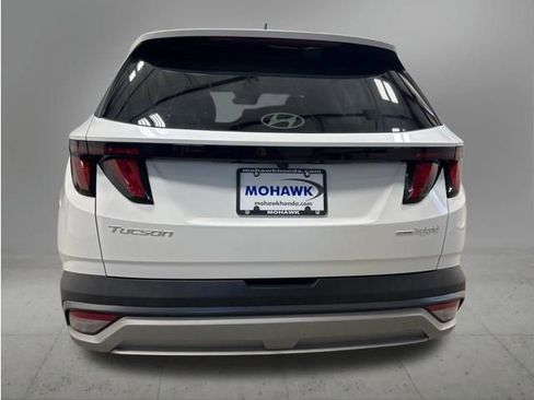 Used 2025 Hyundai Tucson Blue image 6