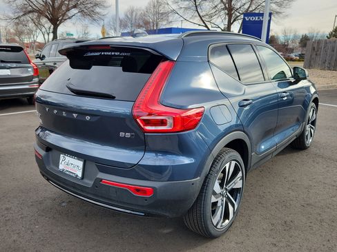 New 2026 Volvo XC40 B5 Ultra w/ Climate Package image 4