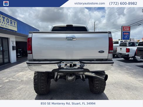 Used 2003 Ford F250 XLT AWD/4WD image 10