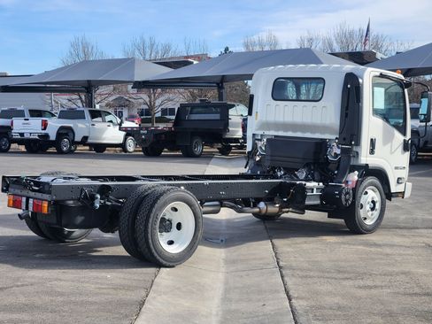 New 2026 Isuzu NPR image 2