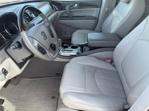 Used 2016 Buick Enclave Leather image 19