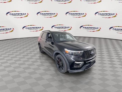 Used 2023 Ford Explorer ST w/ Equipment Group 401A AWD/4WD image 2
