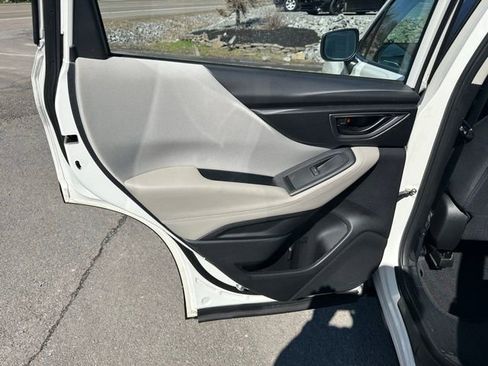 Used 2023 Subaru Forester AWD/4WD image 19