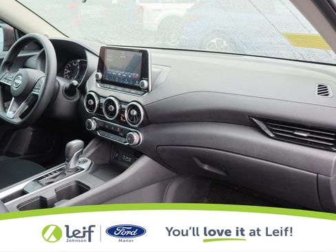 Used 2024 Nissan Sentra SV image 29