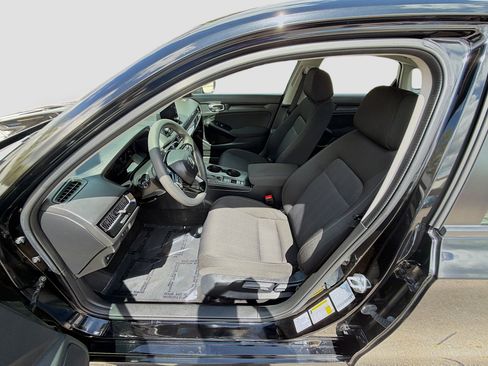 Used 2023 Honda Civic LX image 18