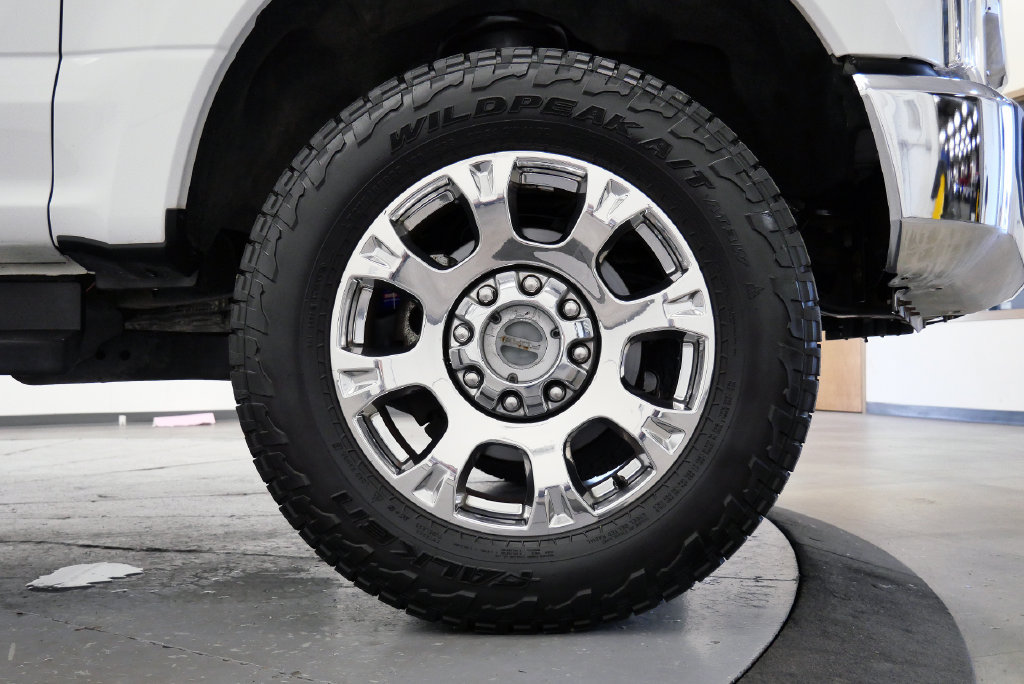 Used 2020 Ford F350 Lariat w/ Chrome Package AWD/4WD image 38