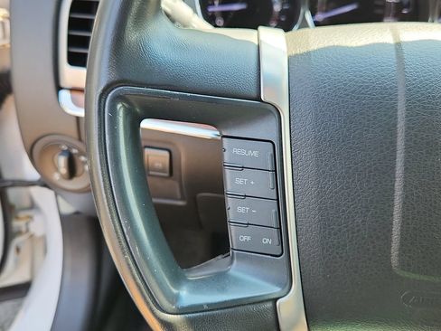 Used 2012 Lincoln MKZ AWD image 20
