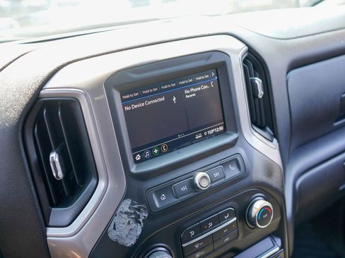 Used 2021 Chevrolet Silverado 2500 Custom w/ Custom Value Package AWD/4WD image 27