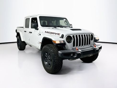 Used 2021 Jeep Gladiator Mojave AWD/4WD image 3