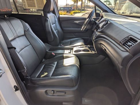 Used 2022 Honda Passport TrailSport image 19