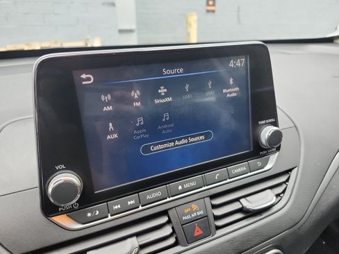 Used 2022 Nissan Altima 2.5 SV FWD image 16
