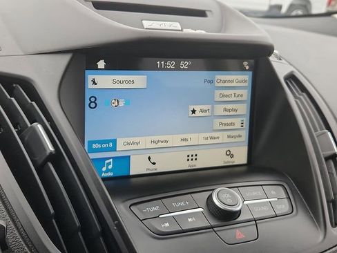 Certified 2017 Ford Escape SE w/ Equipment Group 201A image 12