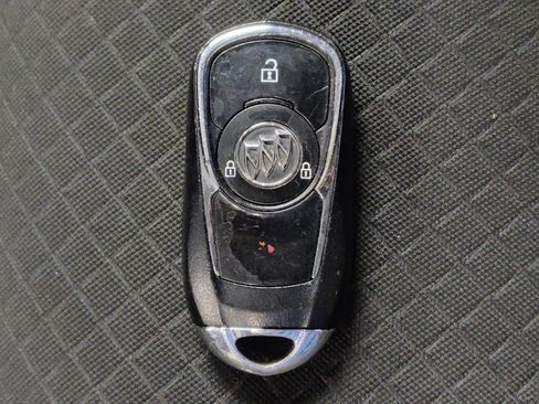 Used 2018 Buick Encore Preferred FWD image 32