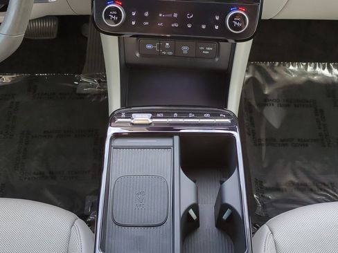 Certified 2025 Hyundai Tucson Limited image 18