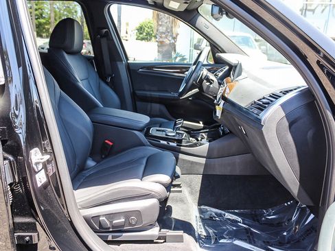 Certified 2024 BMW X3 xDrive30i w/ Convenience Package w/ZPA image 16