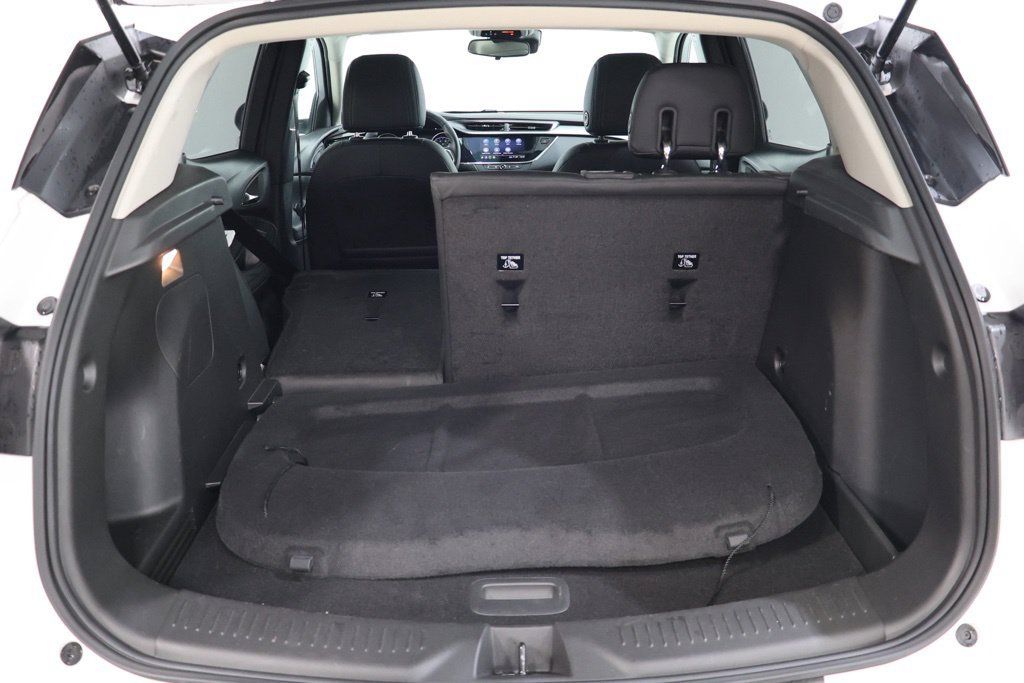 Used 2023 Buick Encore GX Preferred w/ Cold Weather Comfort Package FWD image 33