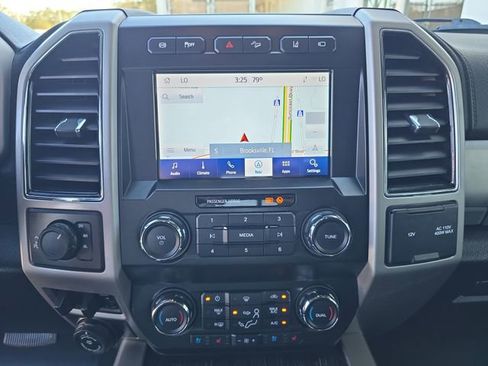 Used 2021 Ford F250 Lariat w/ Chrome Package AWD/4WD image 16