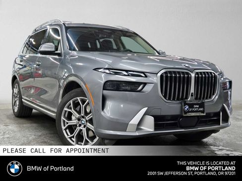 Used 2024 BMW X7 xDrive40i AWD/4WD image 1