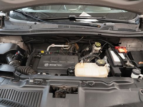 Used 2015 Buick Encore FWD image 17