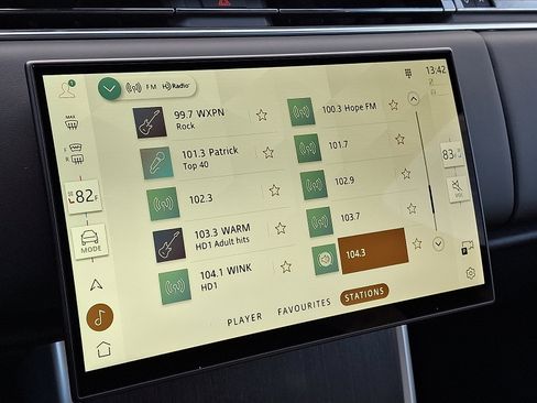 New 2025 Land Rover Range Rover SE AWD/4WD image 14