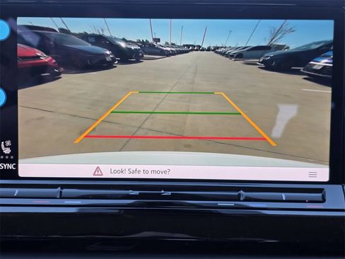 New 2026 Volkswagen Atlas SE image 13