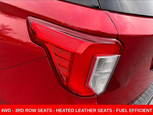 Used 2022 Ford Explorer XLT w/ Equipment Group 202A image 22