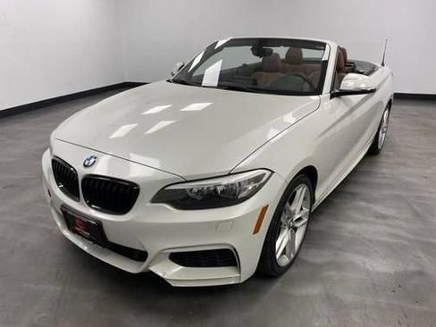 Used 2016 BMW 228i xDrive Convertible w/ M Sport Package AWD/4WD image 2