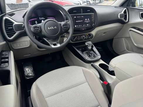 Certified 2024 Kia Soul LX FWD image 10