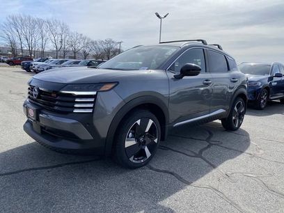 New 2026 Nissan Kicks SR w/ Cold Weather Package