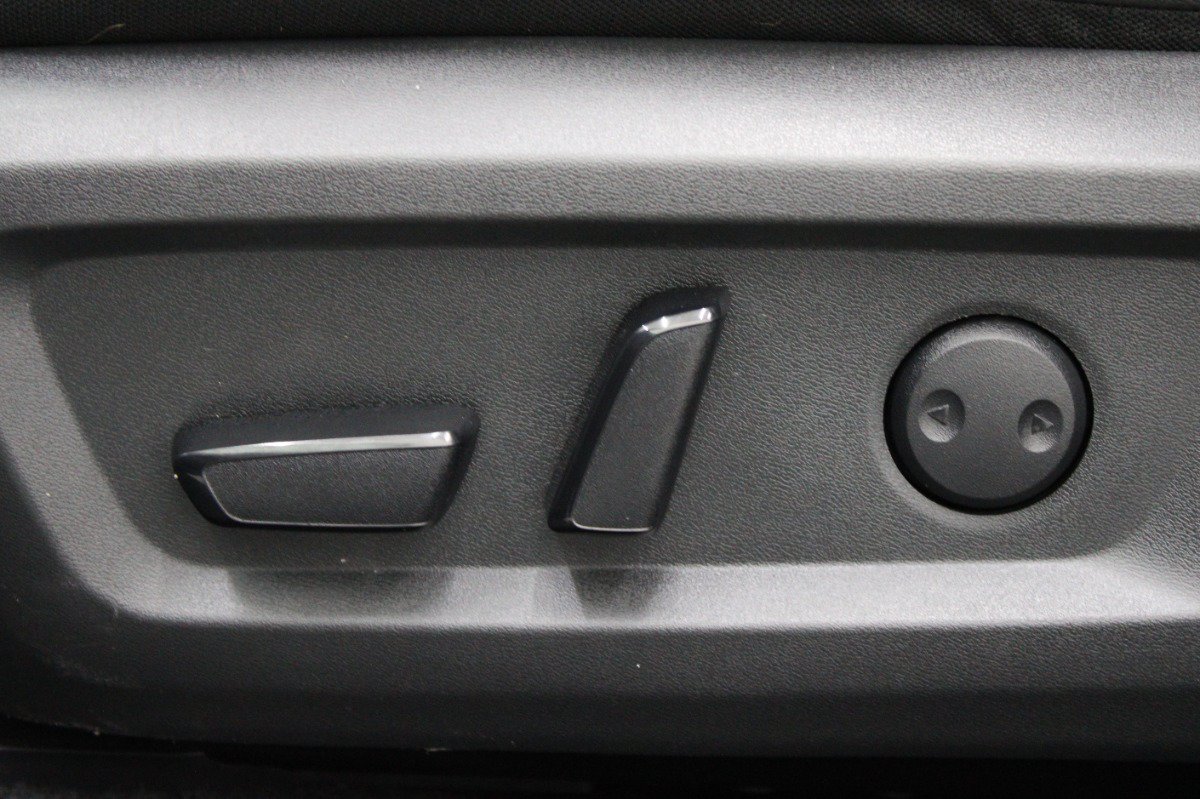Used 2021 Nissan Rogue SL FWD image 19