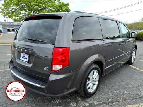 Used 2016 Dodge Grand Caravan SXT w/ Rear Park Assist Package FWD image 7