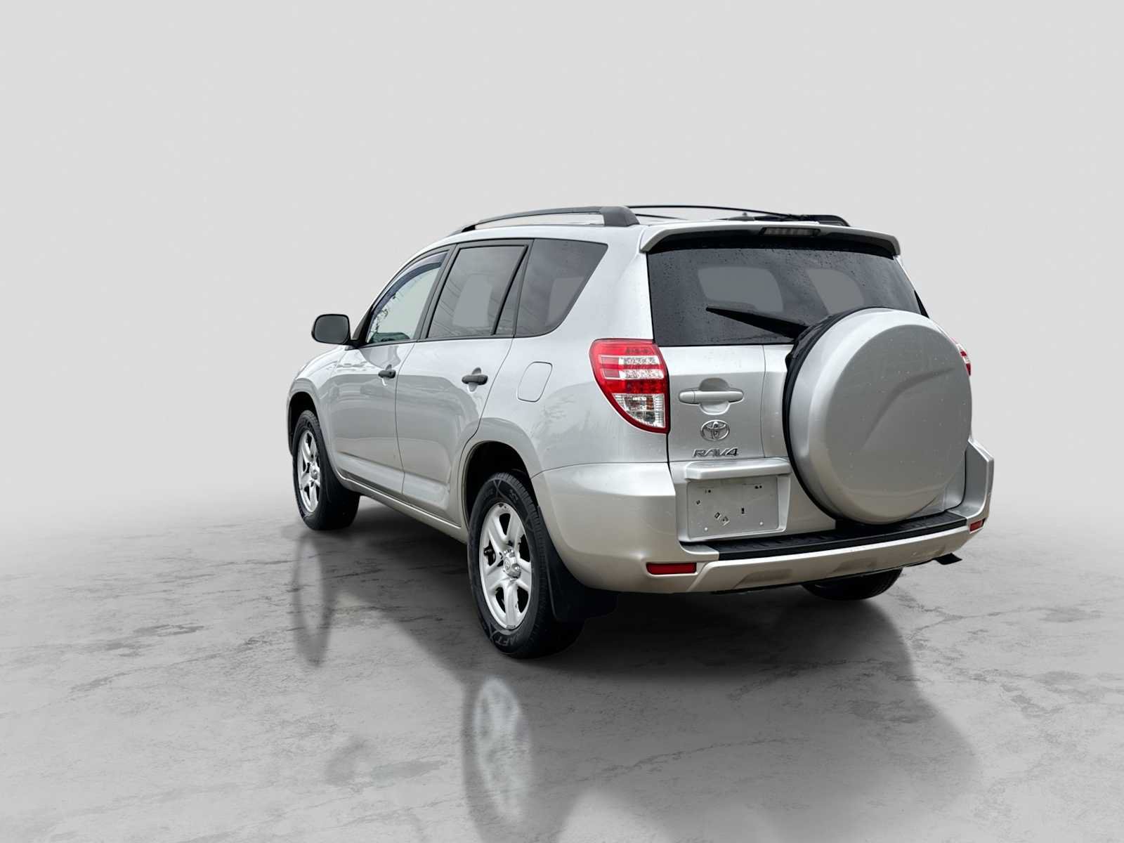 Used 2011 Toyota RAV4 4WD w/ Base L4 Extra Value Pkg image 4