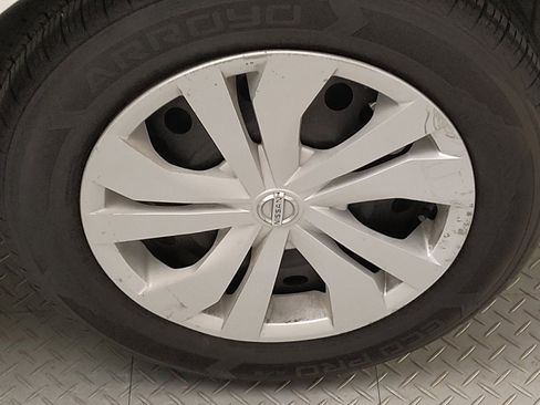 Used 2018 Nissan Versa Note SV image 31