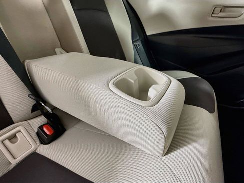 Certified 2025 Toyota Corolla LE FWD image 35