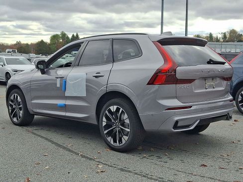 New 2026 Volvo XC60 B5 Plus w/ Protection Package Premier AWD/4WD image 3