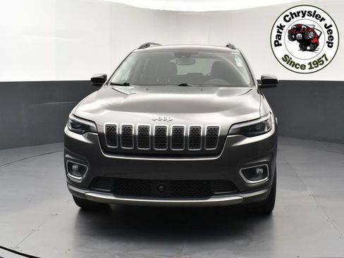 Used 2022 Jeep Cherokee Limited AWD/4WD image 2