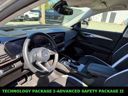 Certified 2025 Buick Envision Sport Touring image 17