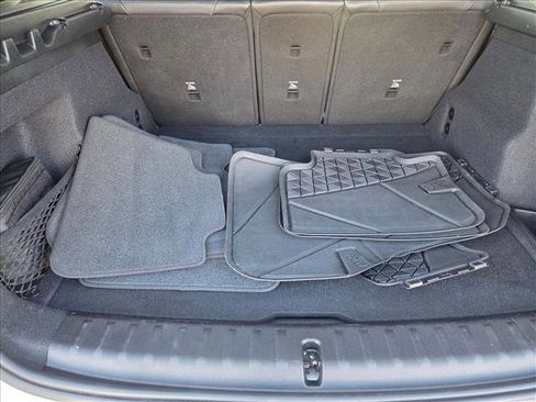 Used 2024 BMW X1 xDrive28i w/ Technology Package image 6