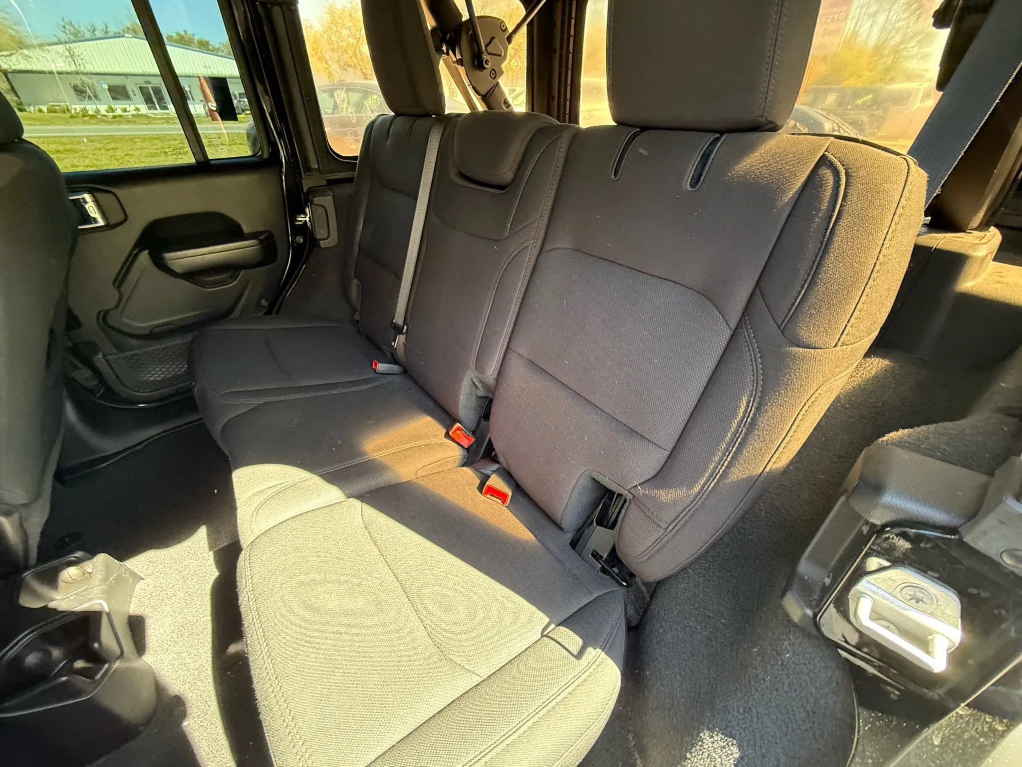 Used 2021 Jeep Wrangler Unlimited Sport AWD/4WD image 15