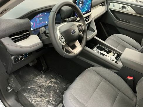 New 2026 Ford Explorer Active image 15