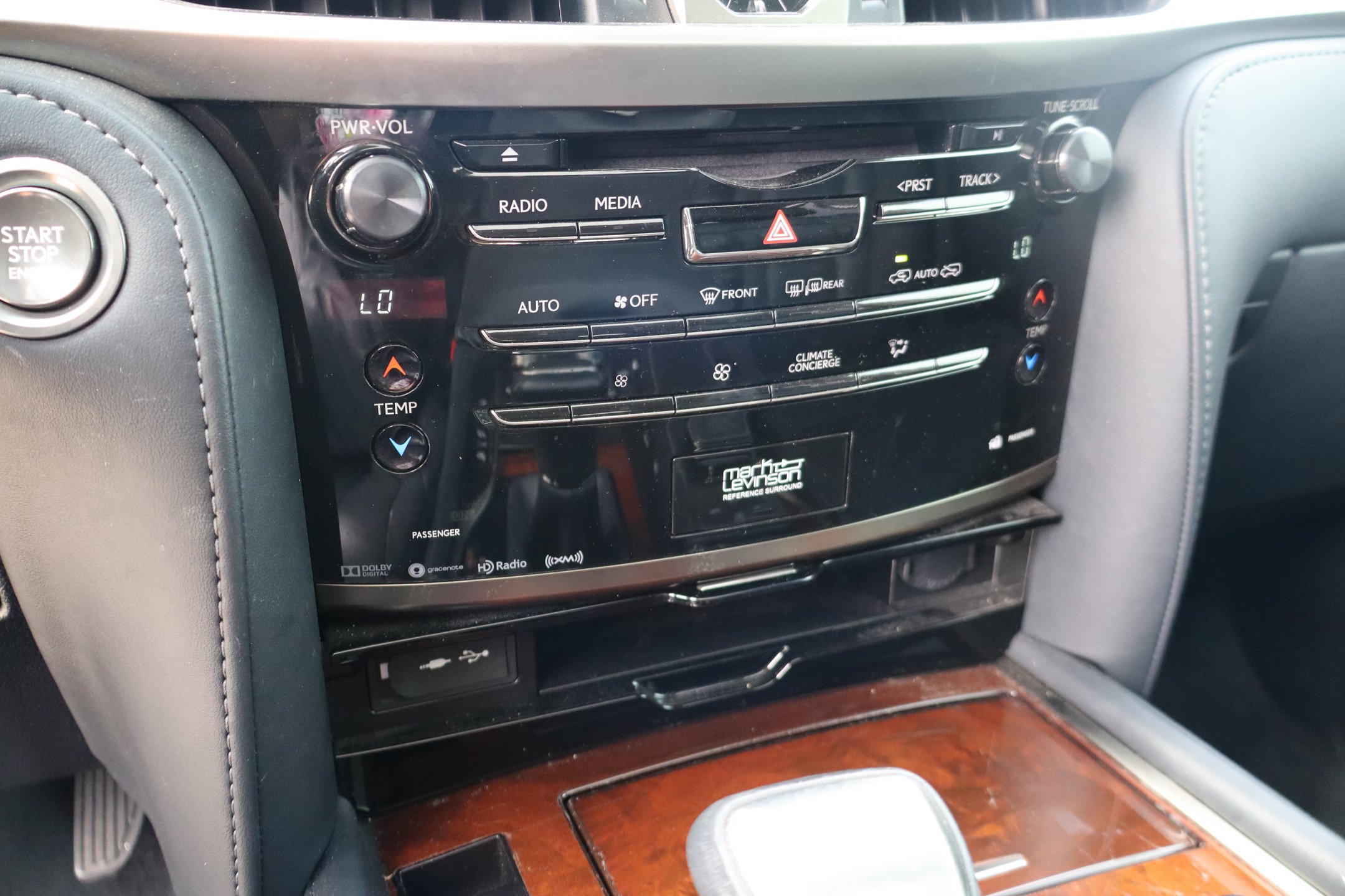 Used 2019 Lexus LX 570 4WD w/ Luxury Package image 24