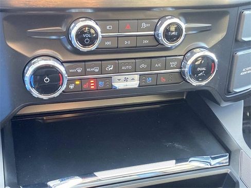 New 2026 Ford F250 Lariat w/ Lariat Ultimate Package image 16