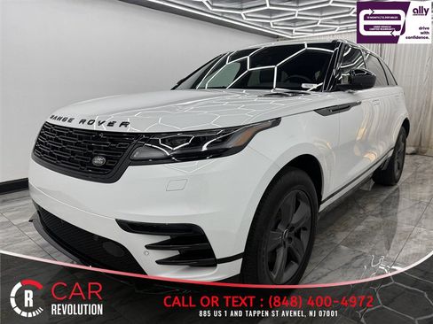 Used 2025 Land Rover Range Rover Velar Dynamic SE AWD/4WD image 3