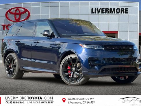 Used 2023 Land Rover Range Rover Sport SE Dynamic image 1