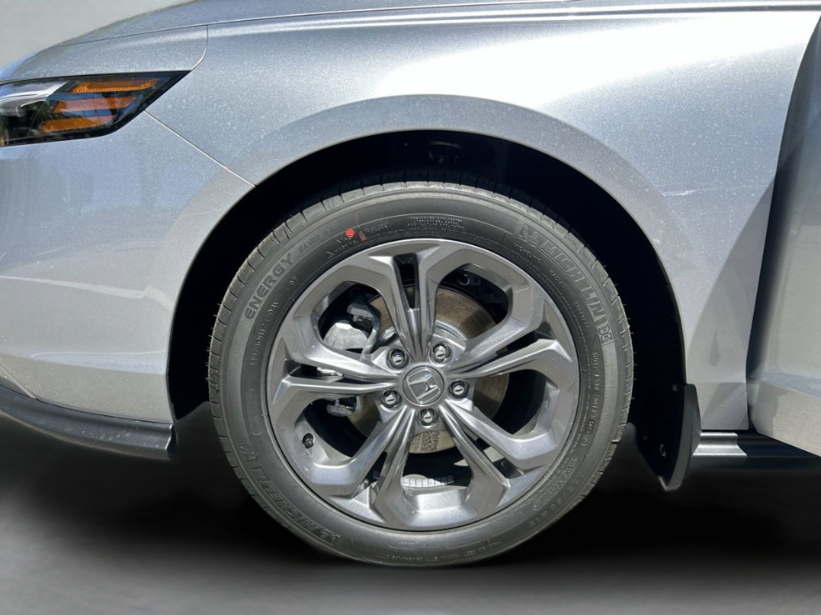 Used 2024 Honda Accord EX image 30